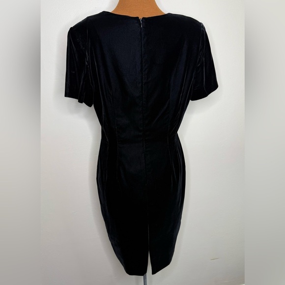 Maggy London Vintage Velvet Dress Short Sleeves Square Neck Size 12 - Picture 3 of 9
